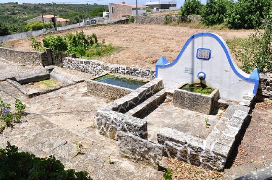 Fonte de A-do-Longo