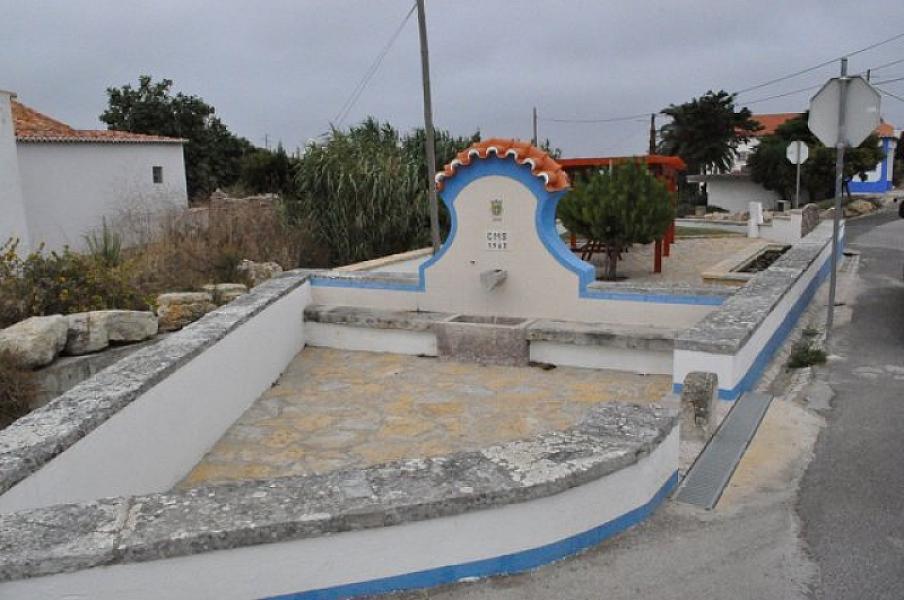 Fonte dos Mouros