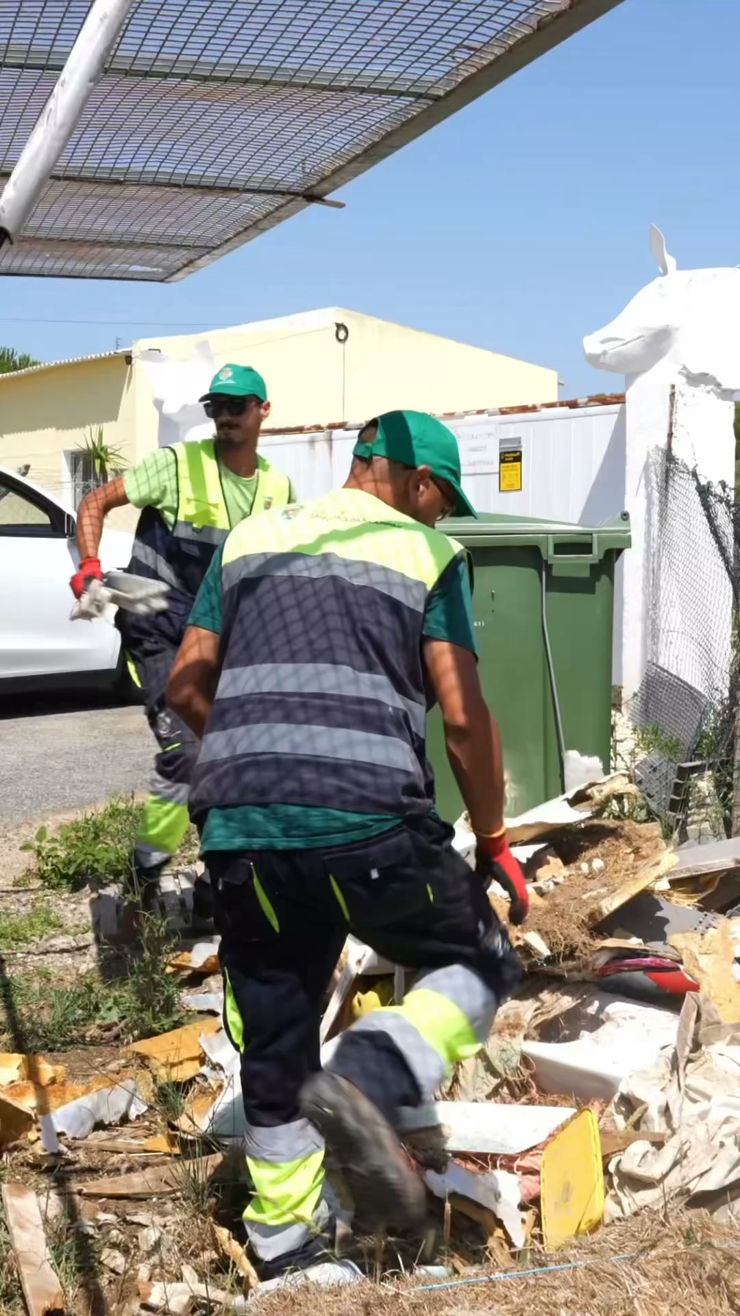 Freguesia lança campanha de sensibilização para combater abandono de resíduos